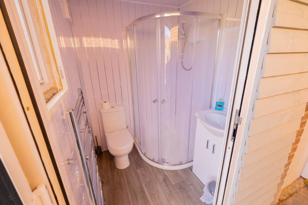 Вілла Spring House With Private Parking Кентербері Екстер'єр фото